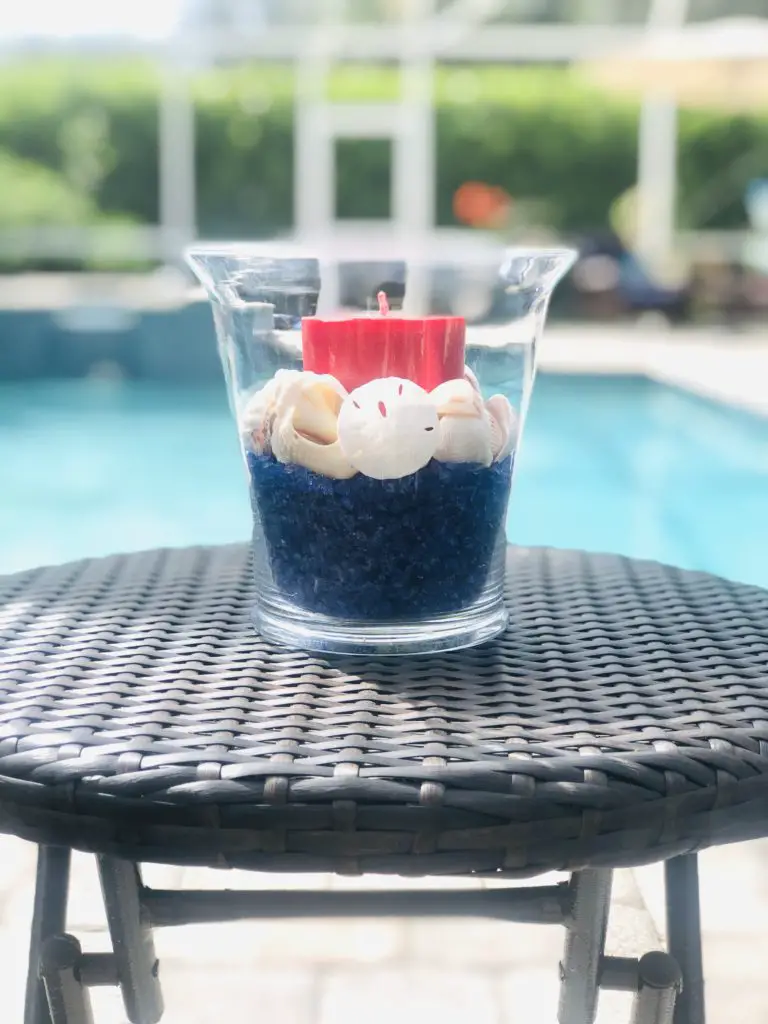 Easy and Quick Patriotic Centerpiece