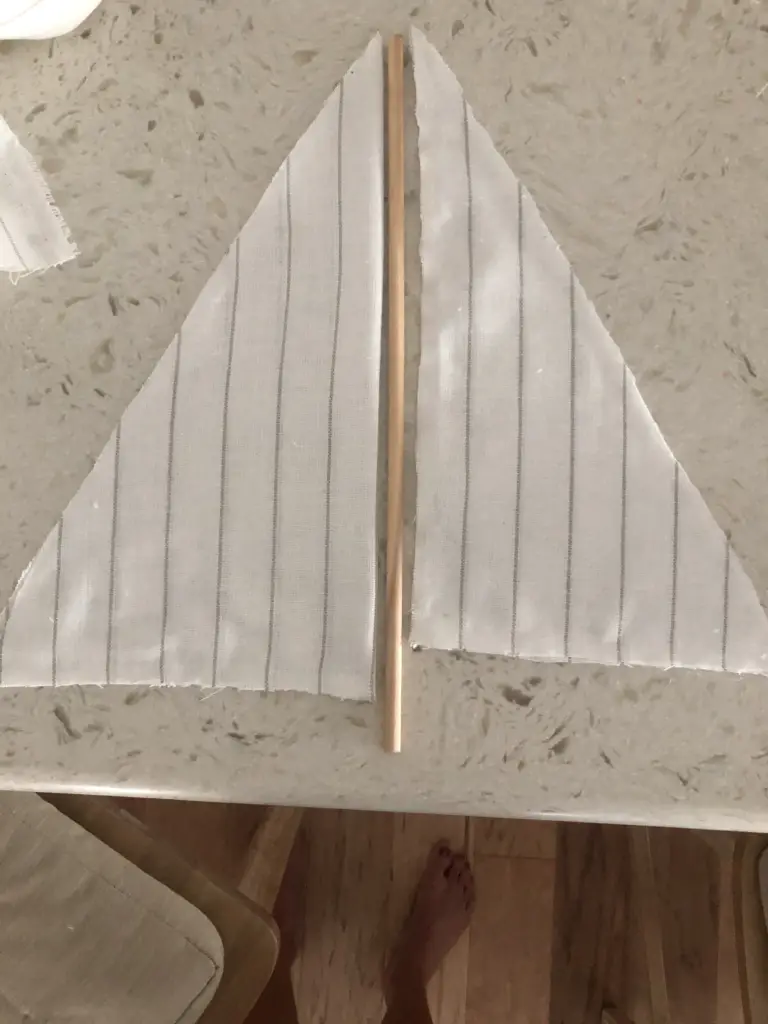 DIY Driftwood Sailboat