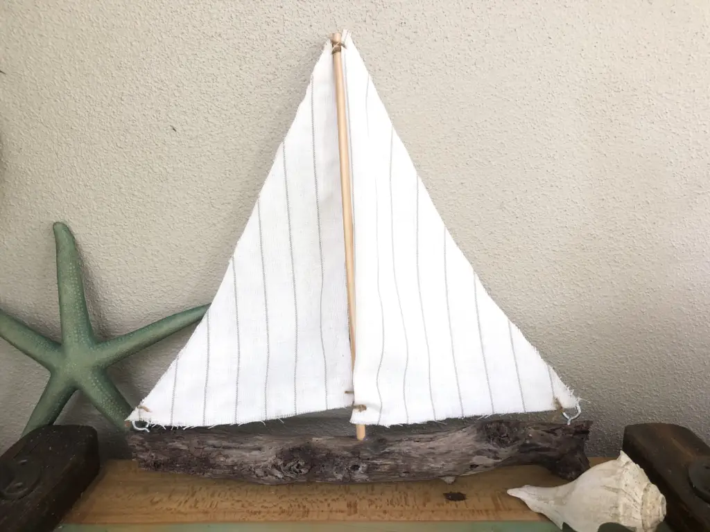 DIY Driftwood Sailboat