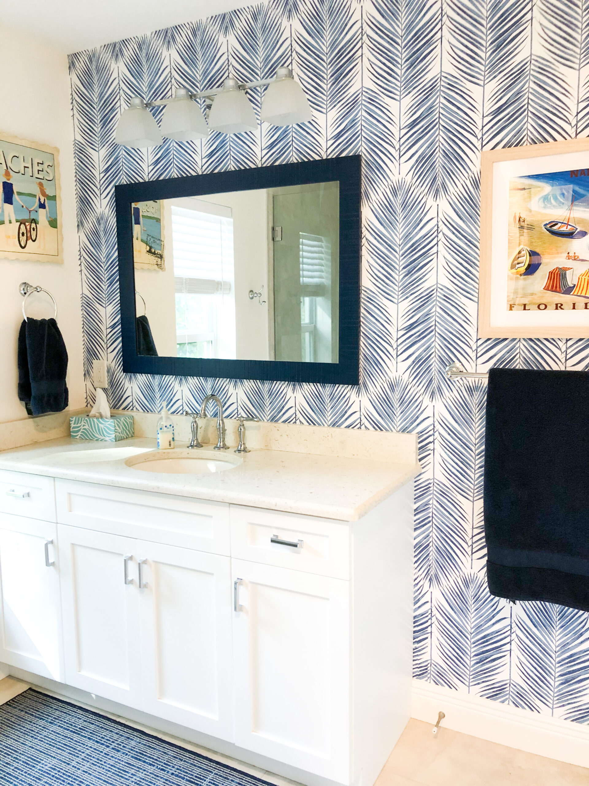 Installing Peel and Stick Wallpaper.... the House house