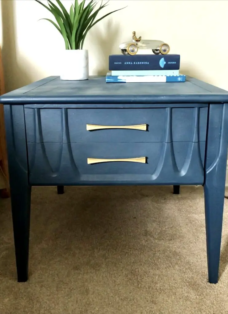 Thrift Store Challenge - Retro End Table